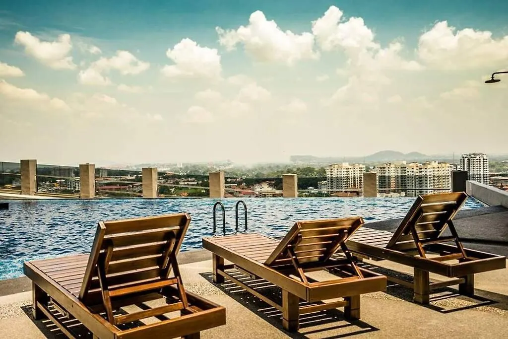 Winniethepooh#Bathtubpoolseaview Malacca 0*,  马来西亚